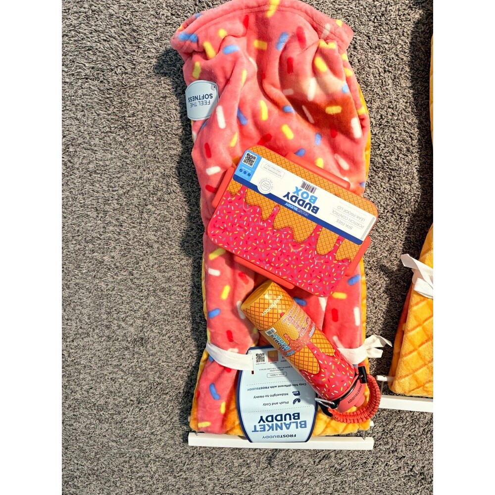 FrostBuddy Buddy Sprinkles Set. Blanket, buddy box and water bottle